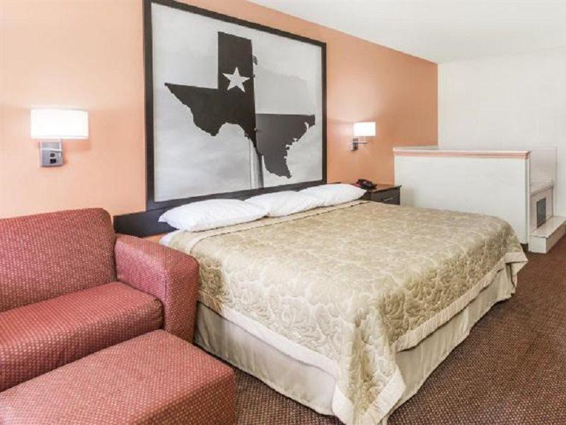 Premier Inn Palestine Luaran gambar